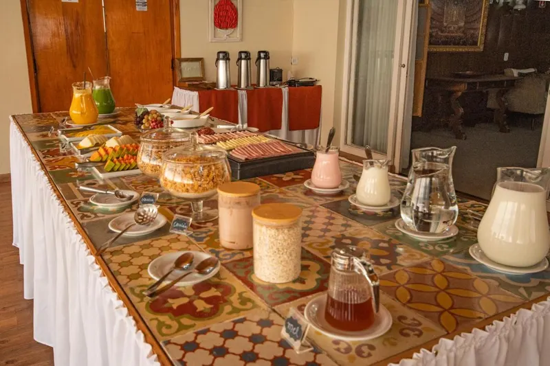 Café da manhã e refeições em Hotel Ascona