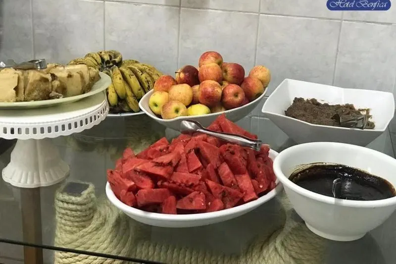 Café da manhã e refeições em Hotel Benfica