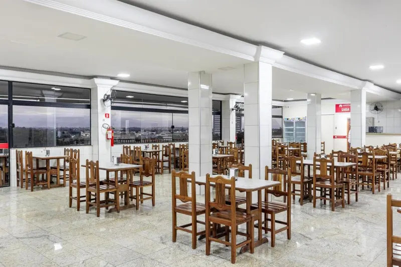 Café da manhã e refeições em Hotel Caminho do Rosario