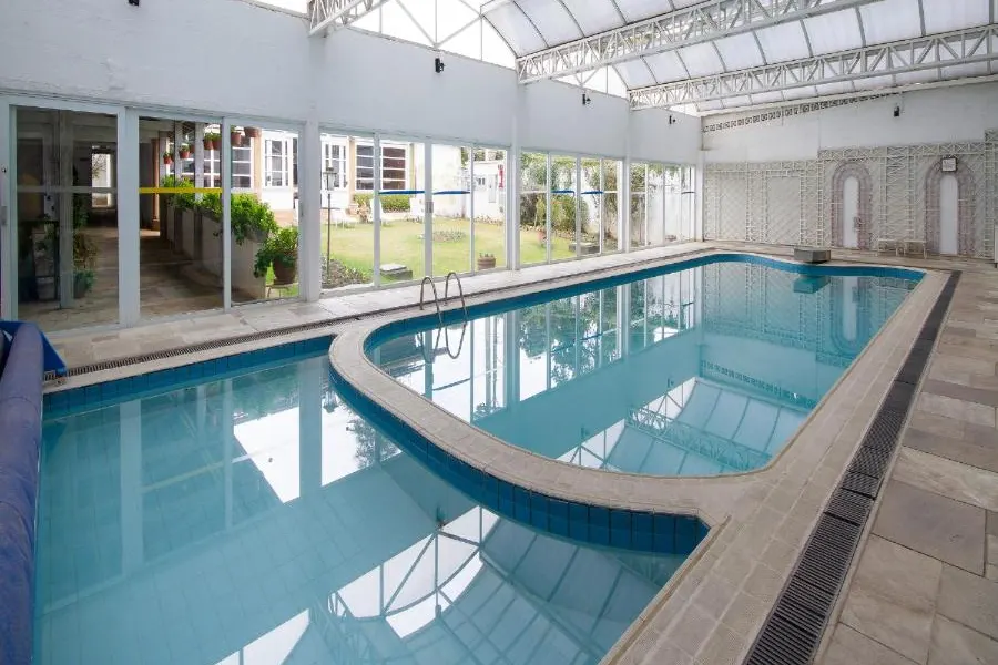 Piscina de Hotel Chateau
