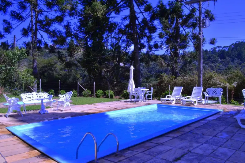 Piscina de Hotel Refugio Alpino