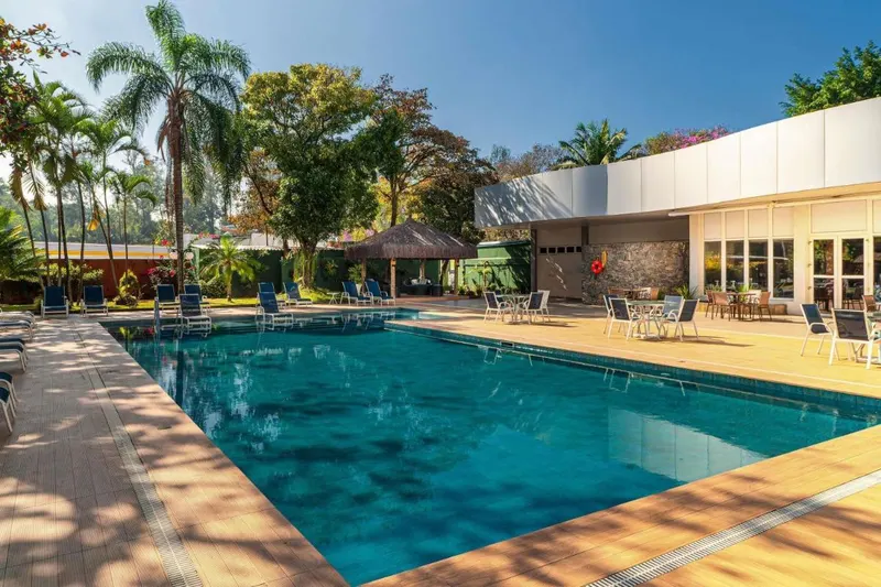 Piscina de Novotel Sao Jose dos Campos