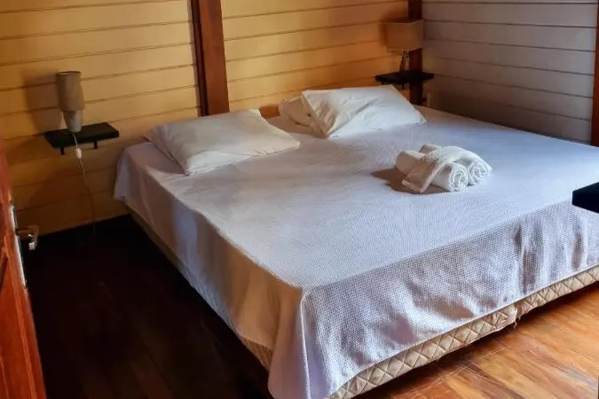 Quarto em Pousada Pássaro de Fogo
