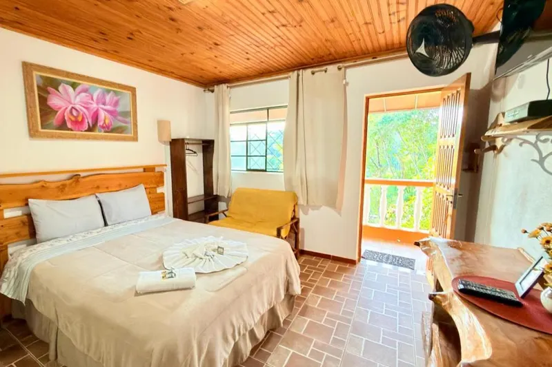 Quarto em Pousada Pinhalense