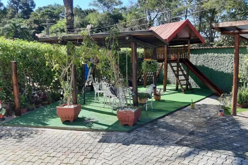 Espaço para crianças em Pousada Serrano